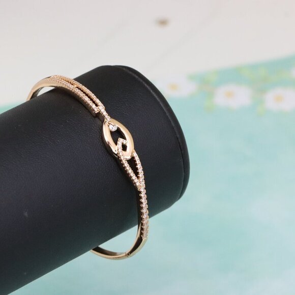 Rose Gold Bangle with Elegant Linked Center and Crystal Detailing, XPBL0565 - Picture 7 of 12